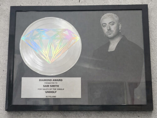 Diamond Award – Sam Smith – Unholy – Golden Records Poland
